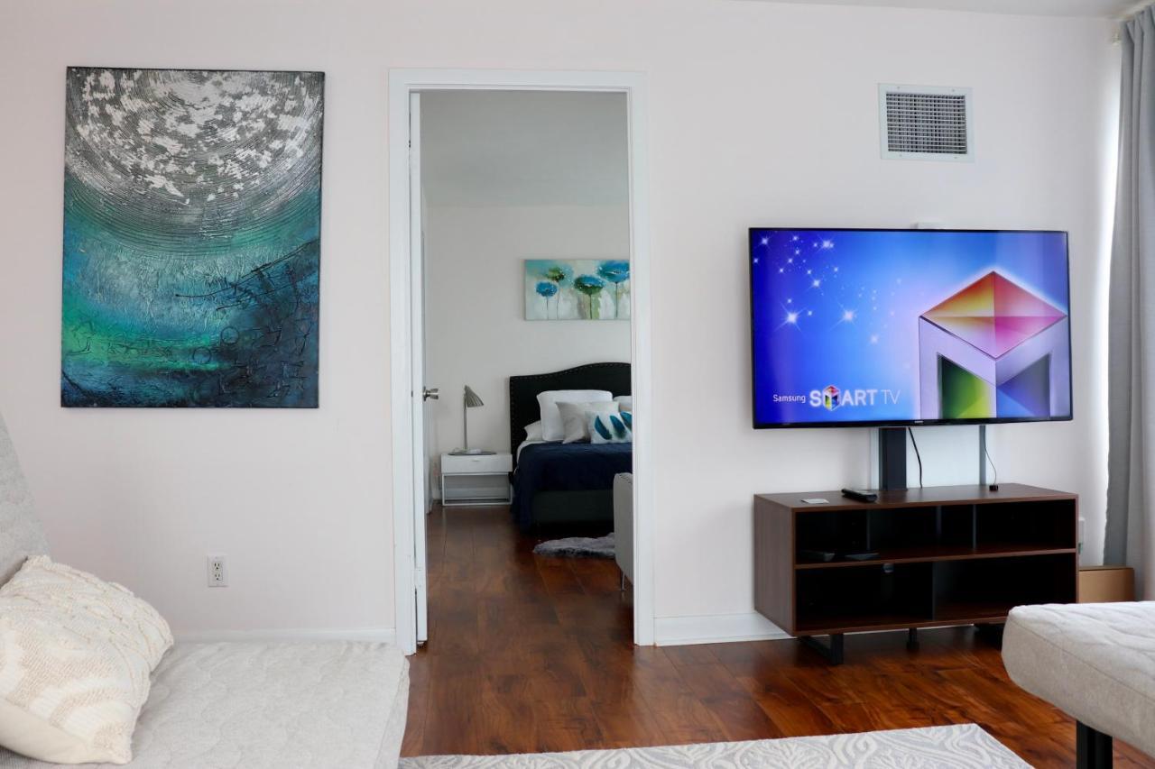 טורונטו Apartment/2Bedrooms/2 Full Bathrooms/Free Parking מראה חיצוני תמונה