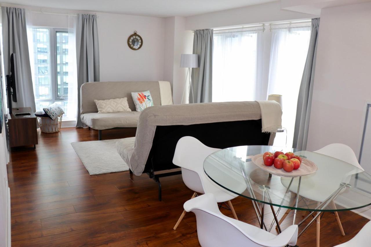 טורונטו Apartment/2Bedrooms/2 Full Bathrooms/Free Parking מראה חיצוני תמונה