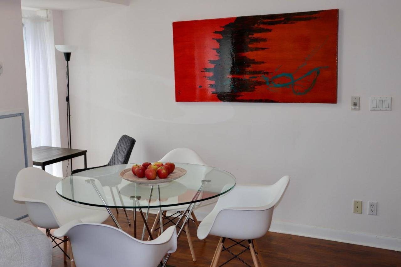 טורונטו Apartment/2Bedrooms/2 Full Bathrooms/Free Parking מראה חיצוני תמונה
